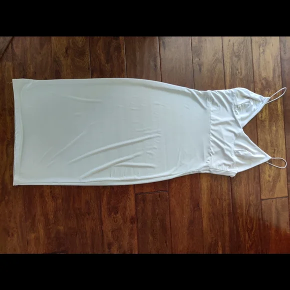 Club L nude spaghetti strap body con dress - Picture 11 of 13